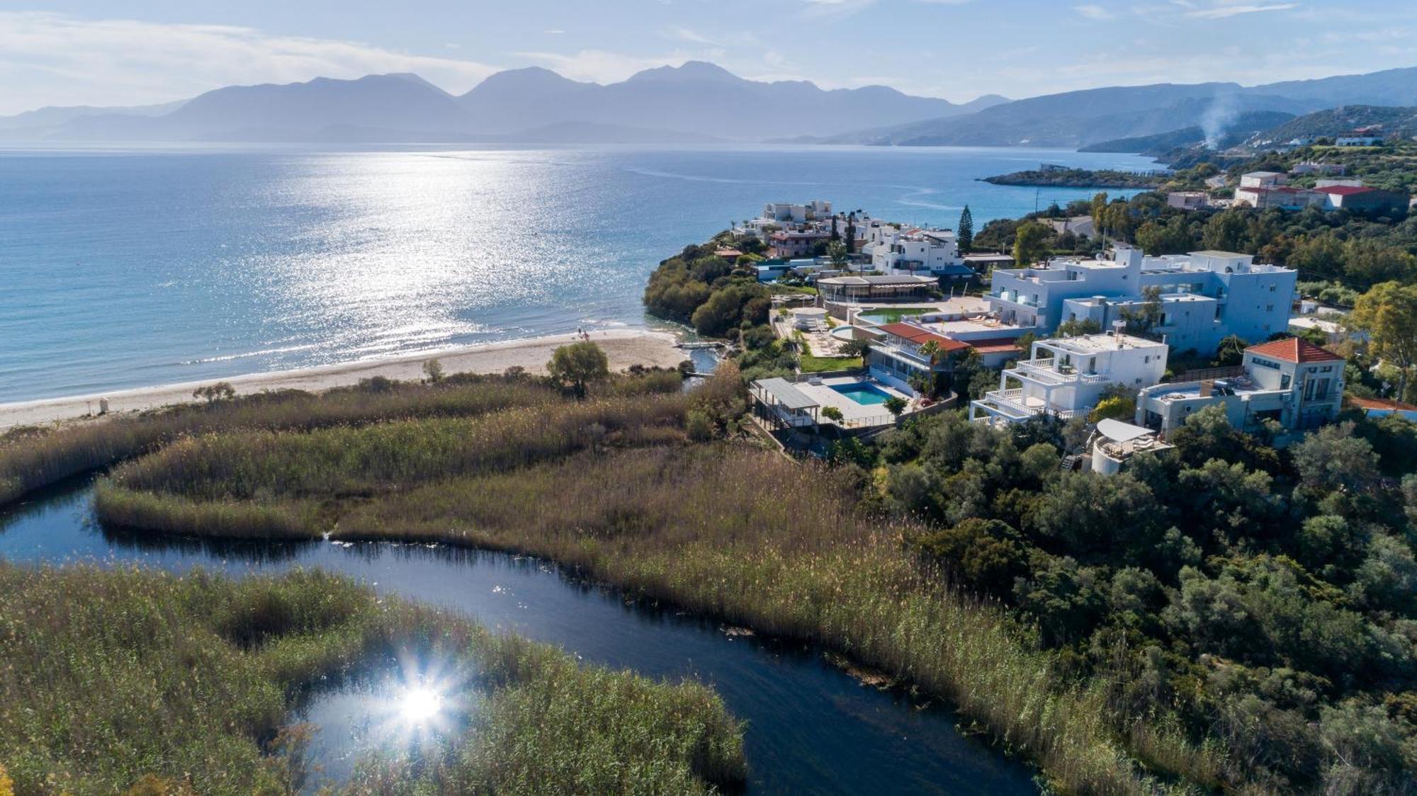 Coastal Dream Beachview Jacuzzi& Sauna Amoudara  Екстериор снимка
